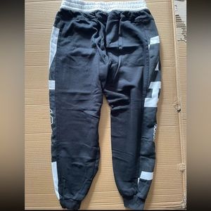 Womens Large Adidas black and white logo sweatpants